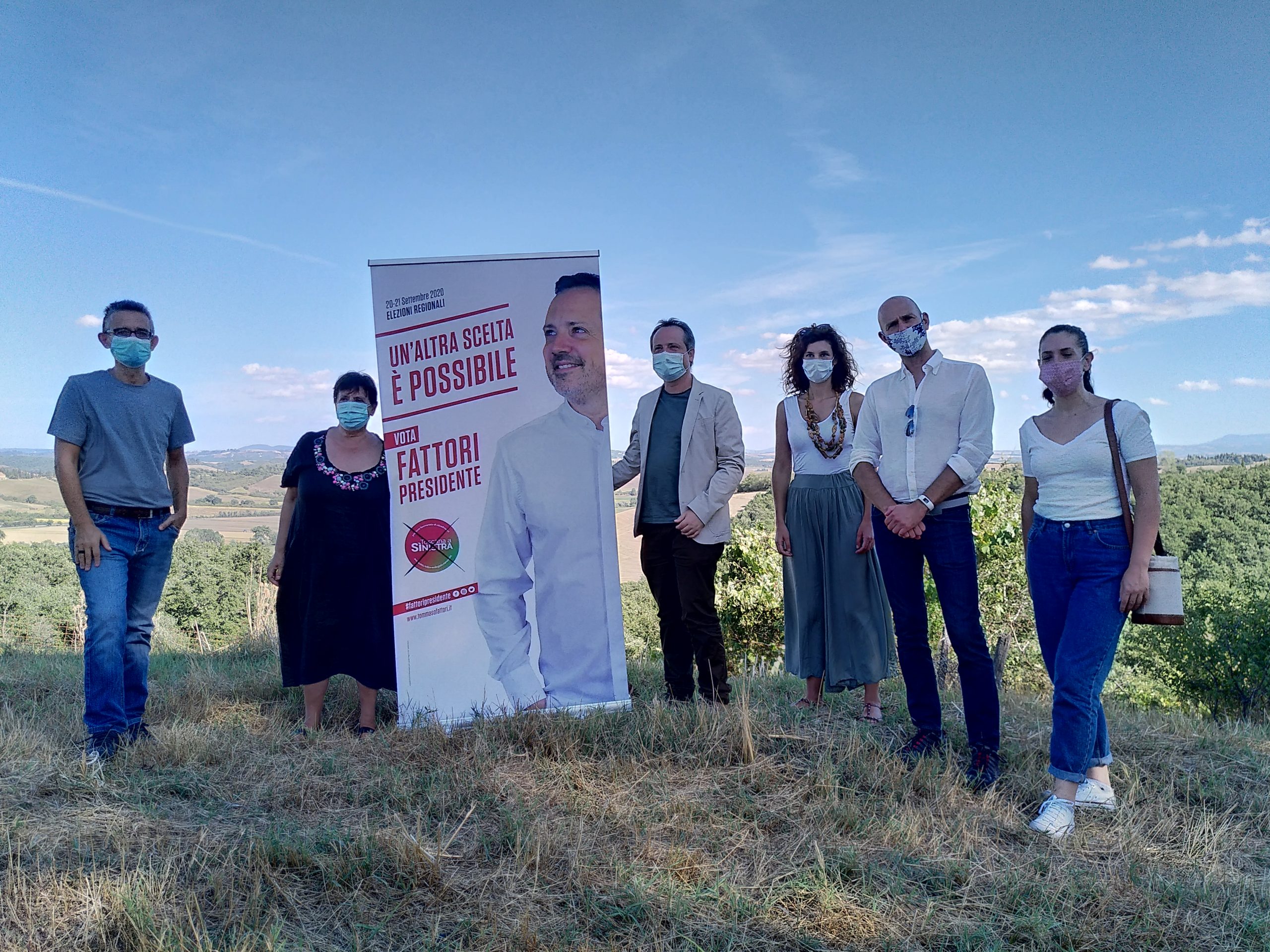 Tommaso Fattori a Suvignano con candidat* circoscrizione Siena